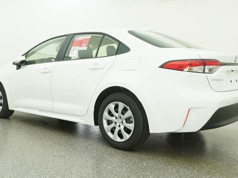 New 2026 Toyota Corolla LE FWD image 21
