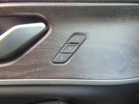 Used 2023 Jeep Grand Cherokee image 49