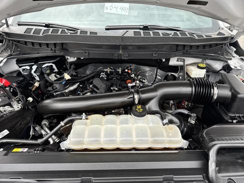 Certified 2024 Ford F150 Platinum AWD/4WD image 4