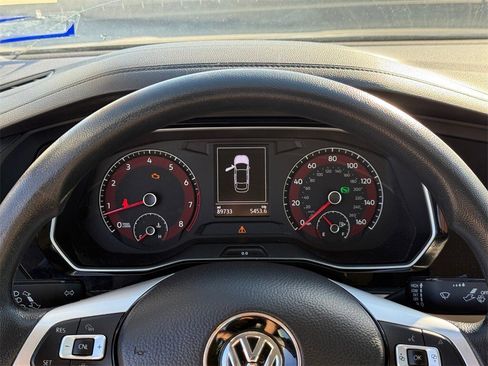 Used 2019 Volkswagen Jetta S image 12
