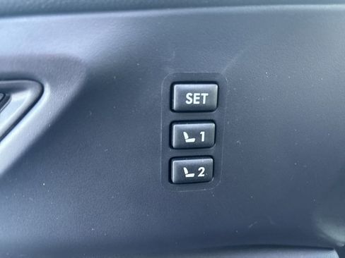 New 2026 Subaru Ascent Limited Bronze image 25