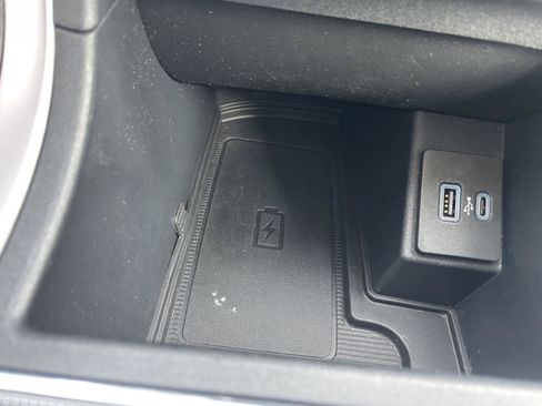 Used 2022 Ford Edge SEL w/ Convenience Package image 14