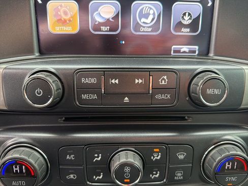 Used 2018 Chevrolet Silverado 1500 LTZ w/ Texas Edition image 43