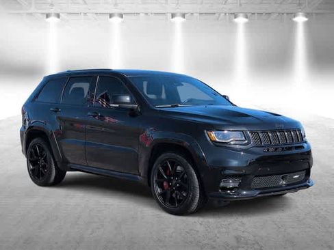 Used 2017 Jeep Grand Cherokee SRT AWD/4WD image 2