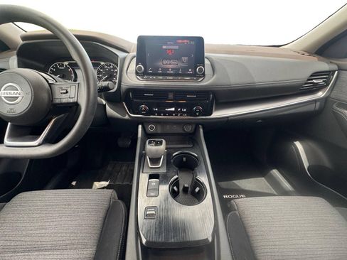 Used 2021 Nissan Rogue SV FWD image 12