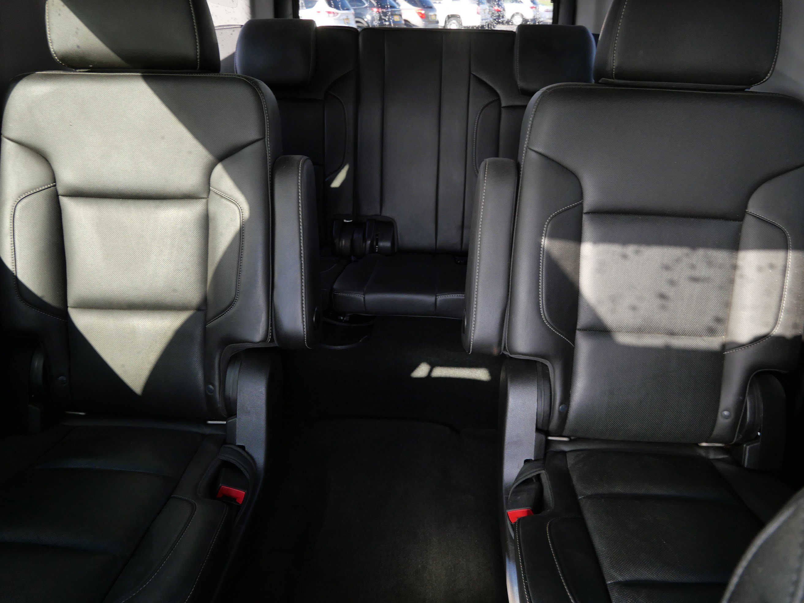 Used 2015 Chevrolet Suburban LTZ AWD/4WD image 13