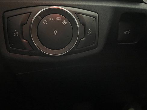 Used 2020 Ford Fusion SE image 40