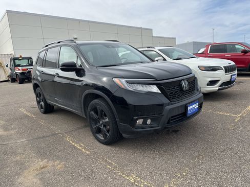 Used 2021 Honda Passport Elite image 2