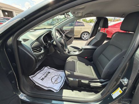Used 2017 Chevrolet Malibu LS FWD image 14