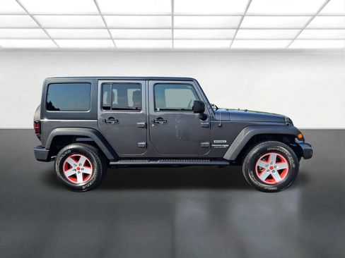 Certified 2018 Jeep Wrangler Unlimited Sport S AWD/4WD image 2