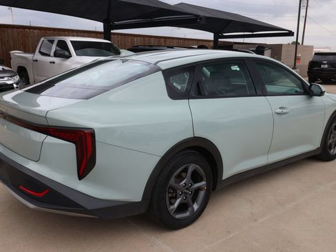 Used 2025 Kia K4 FWD image 5