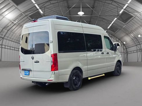Used 2021 Mercedes-Benz Sprinter 2500 w/ Premium Package image 6