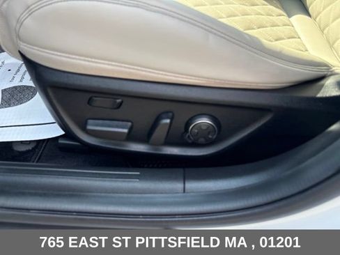 Used 2023 Genesis G70 3.3T w/ Sport Prestige Package AWD/4WD image 18