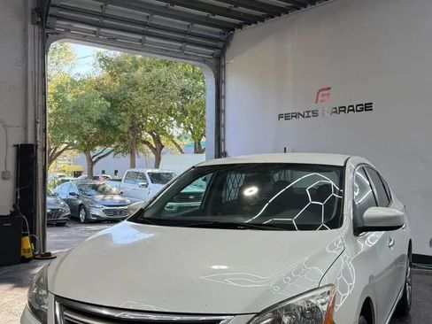 Used 2014 Nissan Sentra S FWD image 1