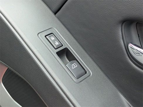 New 2026 Nissan Frontier SV w/ Tow Package image 30