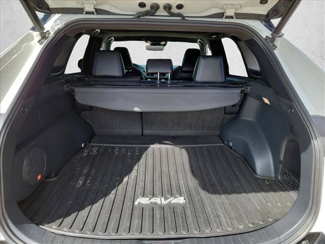 Used 2020 Toyota RAV4 XSE AWD/4WD image 6