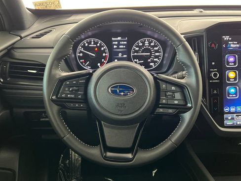 Certified 2025 Subaru Forester Premium AWD/4WD image 17