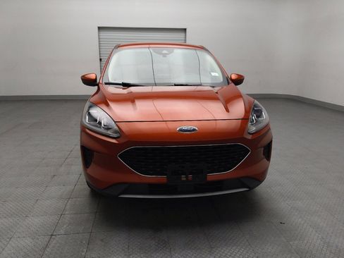 Used 2020 Ford Escape SE FWD image 14