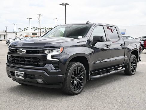 Used 2024 Chevrolet Silverado 1500 RST w/ Convenience Package II AWD/4WD image 8