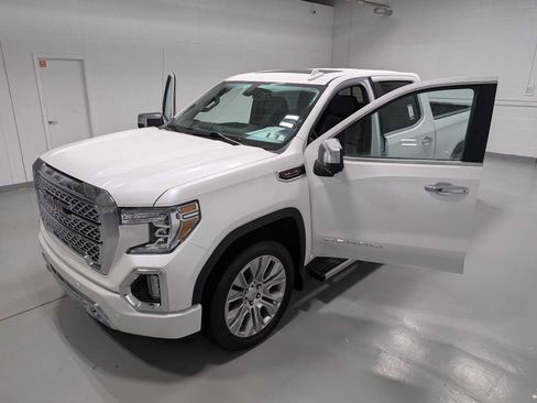 Certified 2022 GMC Sierra 1500 Denali w/ Denali Premium Package image 17