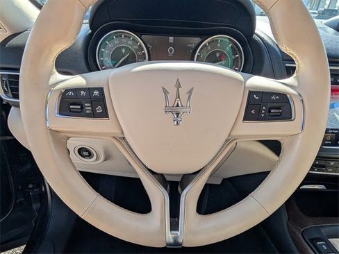 Used 2022 Maserati Levante GT image 30