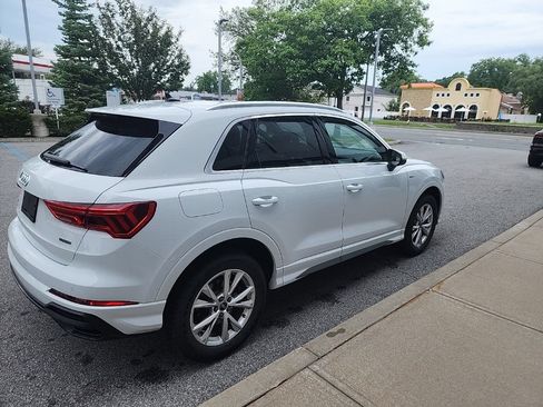 Used 2024 Audi Q3 2.0T Premium Plus AWD/4WD image 9