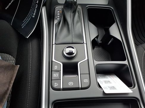 New 2026 Kia Sorento LX FWD image 15