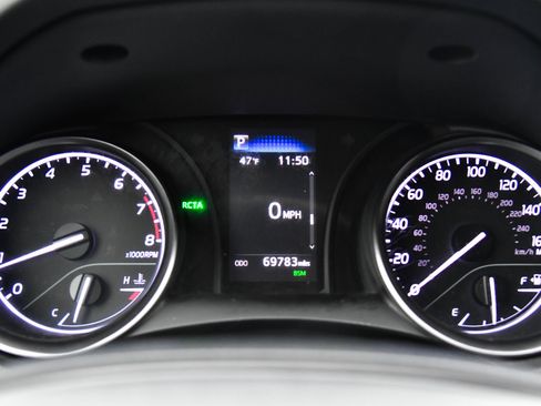 Used 2023 Toyota Camry SE image 30