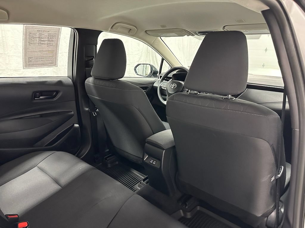 Used 2026 Toyota Corolla LE FWD image 52