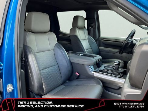 Used 2022 Chevrolet Silverado 1500 ZR2 w/ Technology Package AWD/4WD image 22