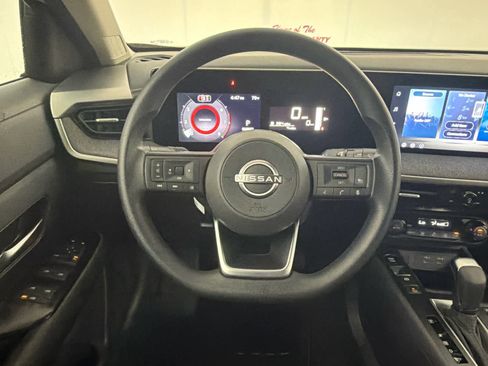 New 2026 Nissan Kicks SV image 17