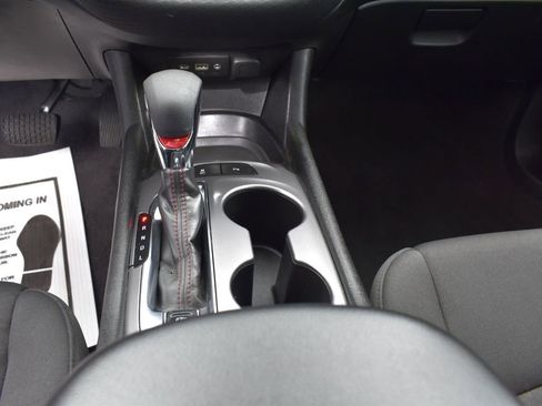 Used 2025 Chevrolet Malibu RS image 19