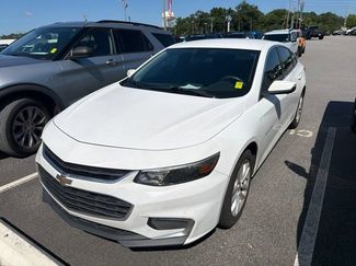 Used 2017 Chevrolet Malibu LT FWD video 1