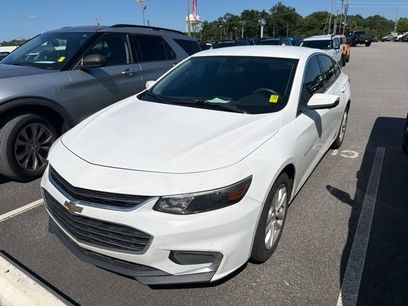 Used 2017 Chevrolet Malibu LT