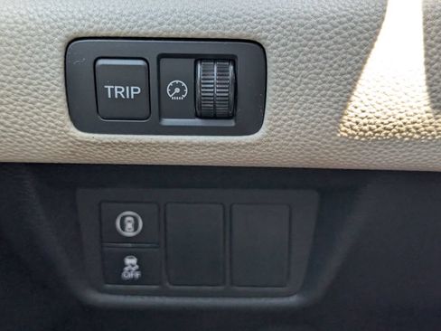 Used 2020 Honda Accord LX image 11
