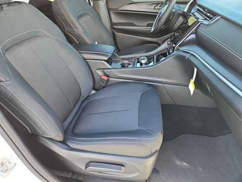 New 2026 Jeep Grand Cherokee Laredo X image 22