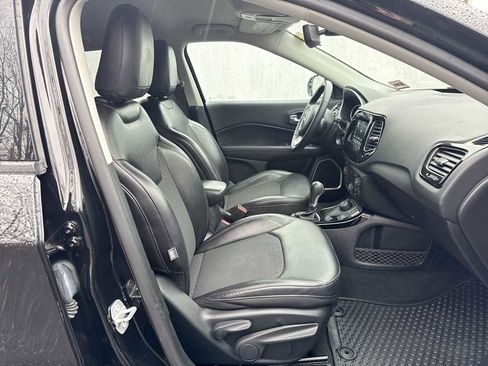 Used 2019 Jeep Compass Altitude image 30