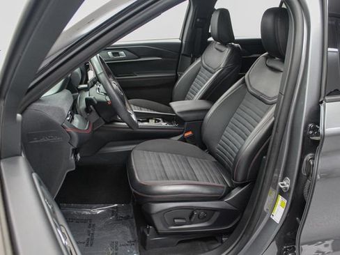 Used 2026 Ford Explorer ST-Line AWD/4WD image 14