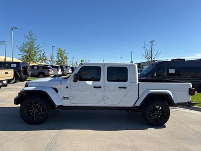 Used 2025 Jeep Gladiator Sport