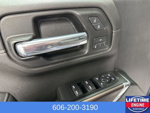 Used 2020 GMC Sierra 1500 SLT w/ SLT Premium Package image 17