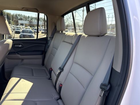 Used 2023 Honda Ridgeline RTL-E image 35