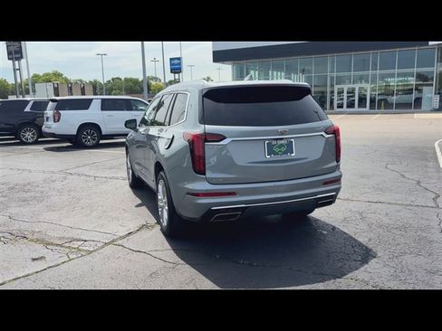 Certified 2023 Cadillac XT6 Premium Luxury AWD/4WD image 7