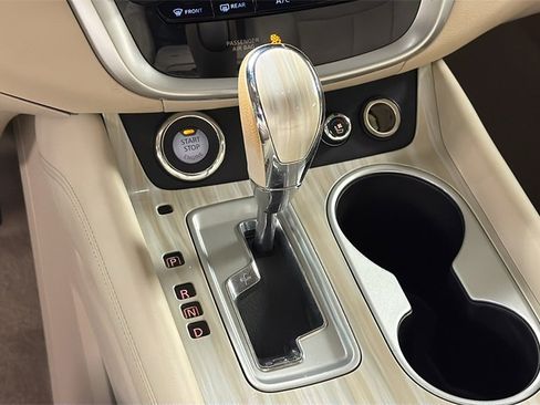 Used 2015 Nissan Murano Platinum w/ Platinum Technology Package image 24