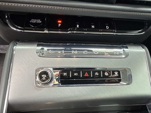 New 2026 Lincoln Aviator AWD image 29
