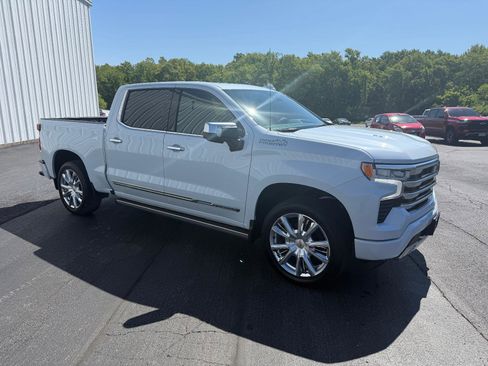 New 2026 Chevrolet Silverado 1500 High Country AWD/4WD image 7