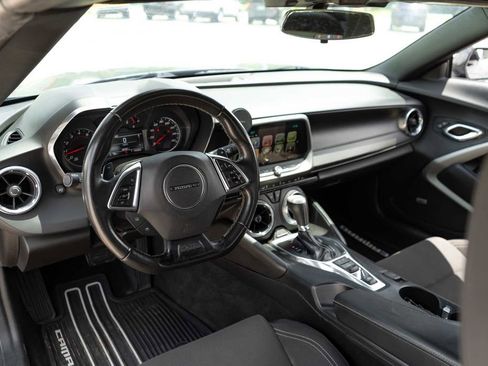 Used 2017 Chevrolet Camaro LT w/ Technology Package RWD image 16