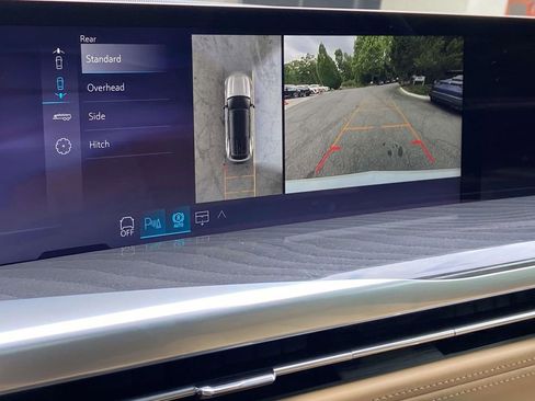 New 2026 Cadillac Escalade IQ Luxury 2 AWD/4WD image 30