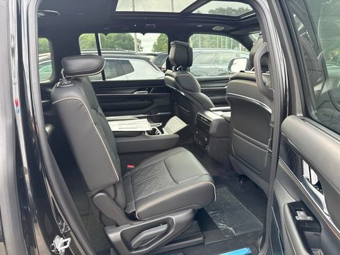 New 2026 Jeep Grand Wagoneer Summit AWD/4WD image 29