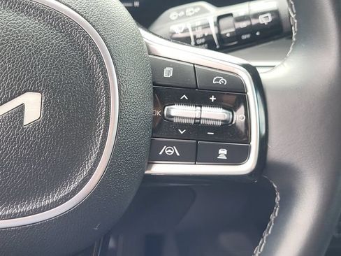 Used 2025 Kia Sorento S w/ Panoramic Sunroof Package FWD image 18