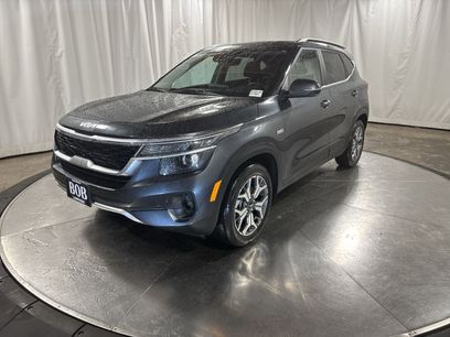 Certified 2022 Kia Seltos EX
